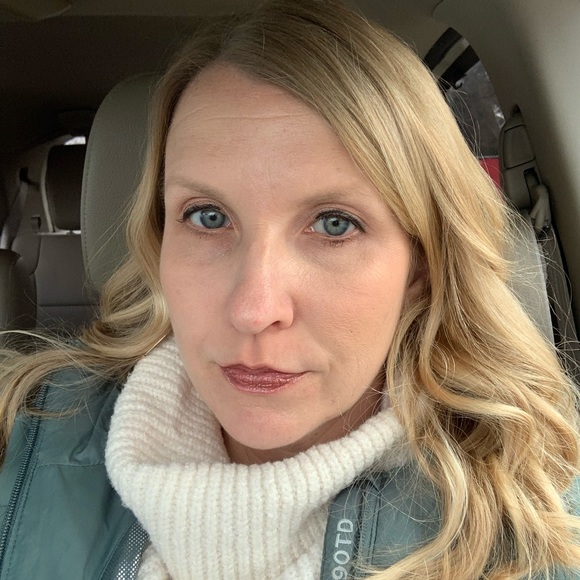 Meet your Posher, Maggie - Picture 1 of 1